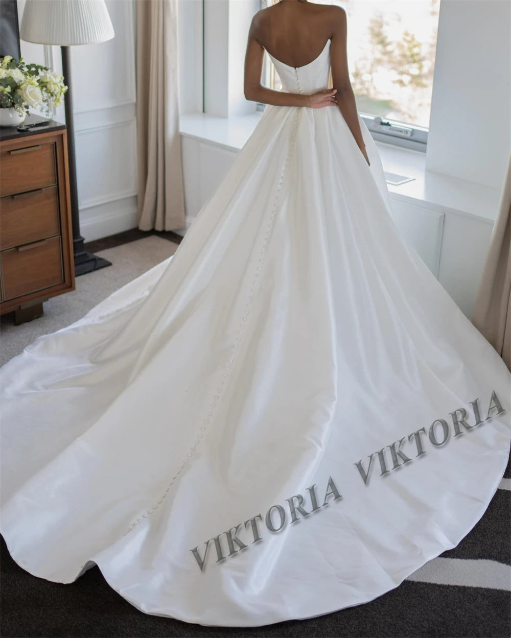 VIKTORIA-Robe de Mariée Simple en Satin pour Femme, Ligne A, Fente, Sans Bretelles, Plissée, Personnalisée