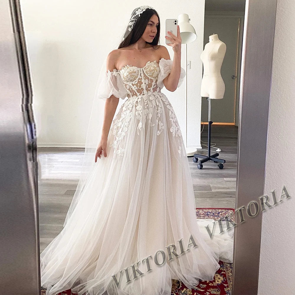 VIKTORIA-Robe de Mariée Simple en Satin pour Femme, Ligne A, Fente, Sans Bretelles, Plissée, Personnalisée